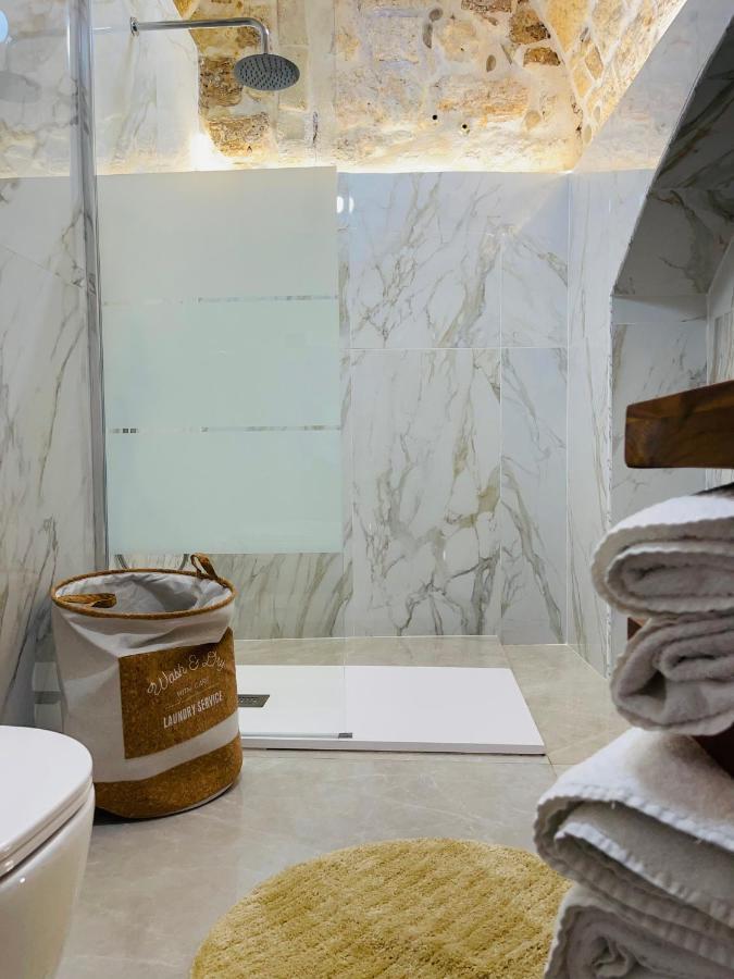 Suite Whiteflower Барі Екстер'єр фото